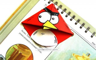 Закладка-уголок в виде птички Реда из Angry Birds